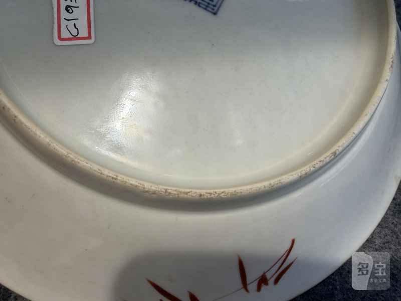 清中期  蓝地粉彩皮球花纹盘 - 图8